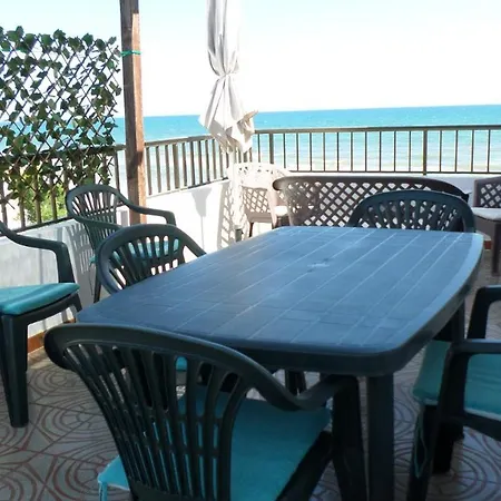 Apartamento Primera Linea De Playa Wifi Gratis Dénia